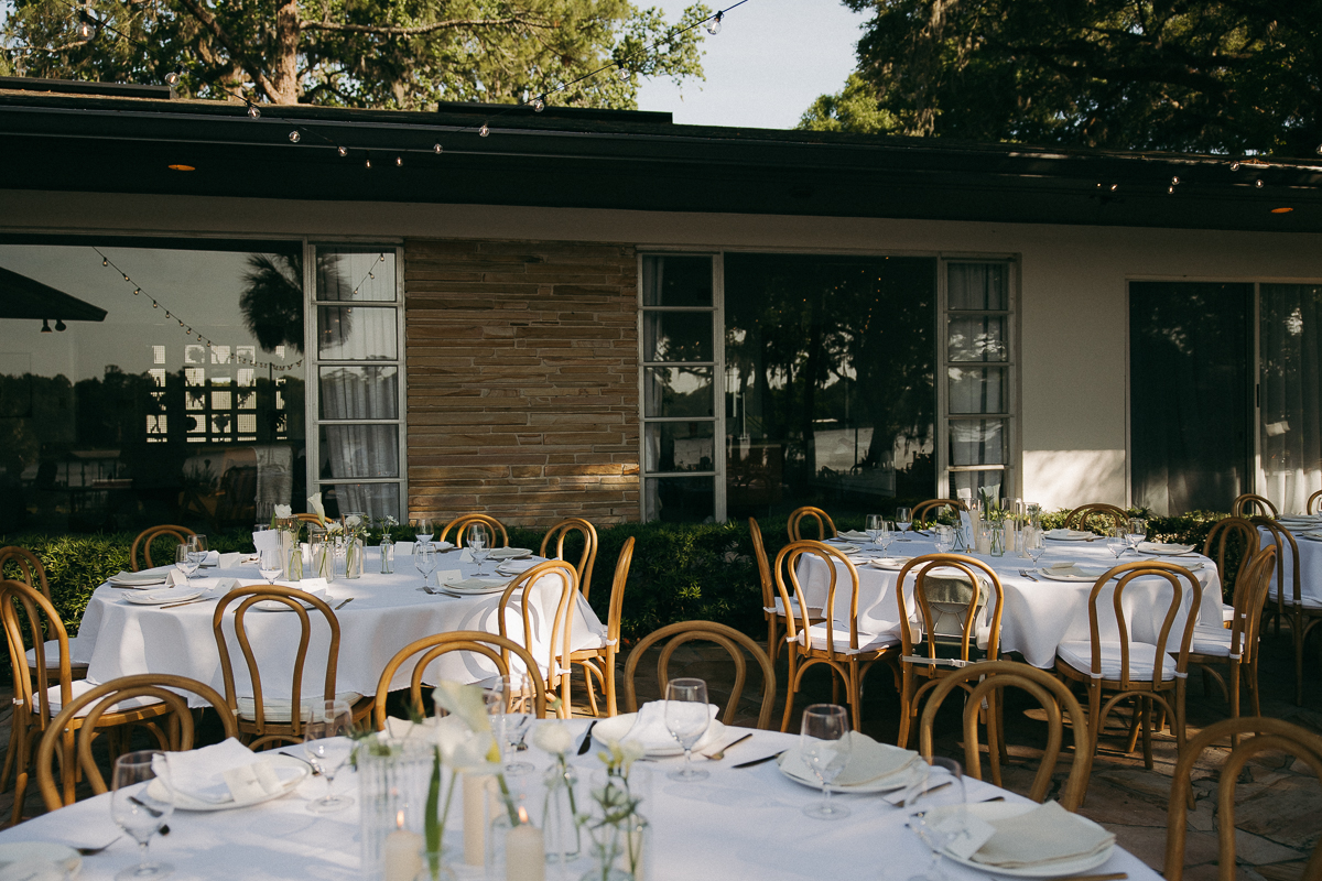 dreamy-intimate-backyard-garden-party