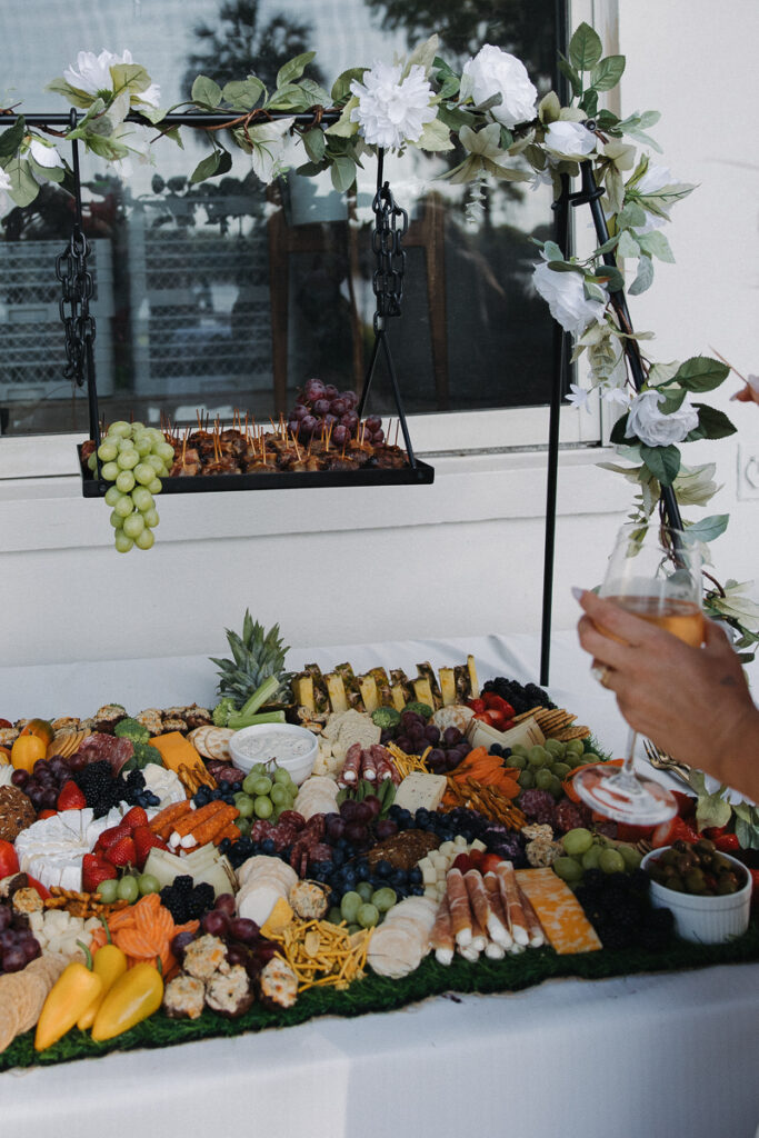 dreamy-intimate-backyard-garden-party